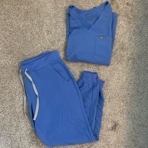 Figs CEIL BLUE Scrub Set. Size M